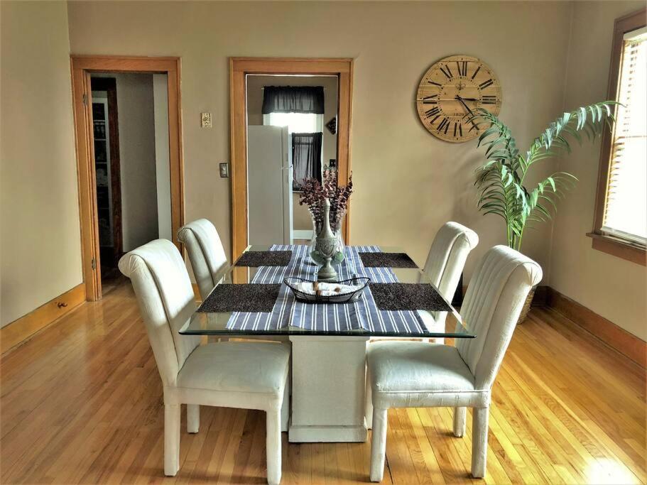 Home Near Zoo/College World Series/Downtown Омаха Екстериор снимка